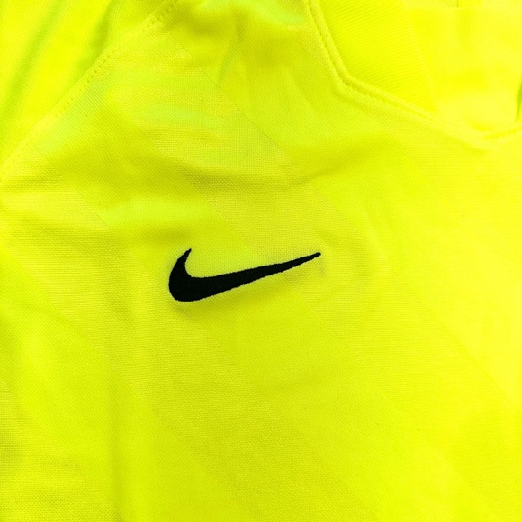 Nike Dri Fit Yellow Game Day Jersey Alternating Matte & Shine Jacquard Design - Picture 3 of 8